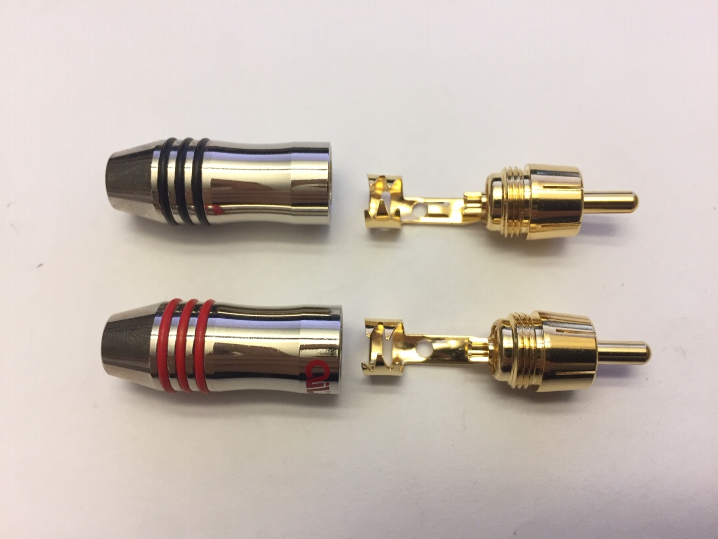Hochwertige AIV 890821 Cinchstecker bis 4-5 mm 5x rot - 5x schwarz - 10er Pack unter Kabel, Mbel & Zubehr  >  Audiokabel & Zubehr  >  Cinch-Kabel (RCA)